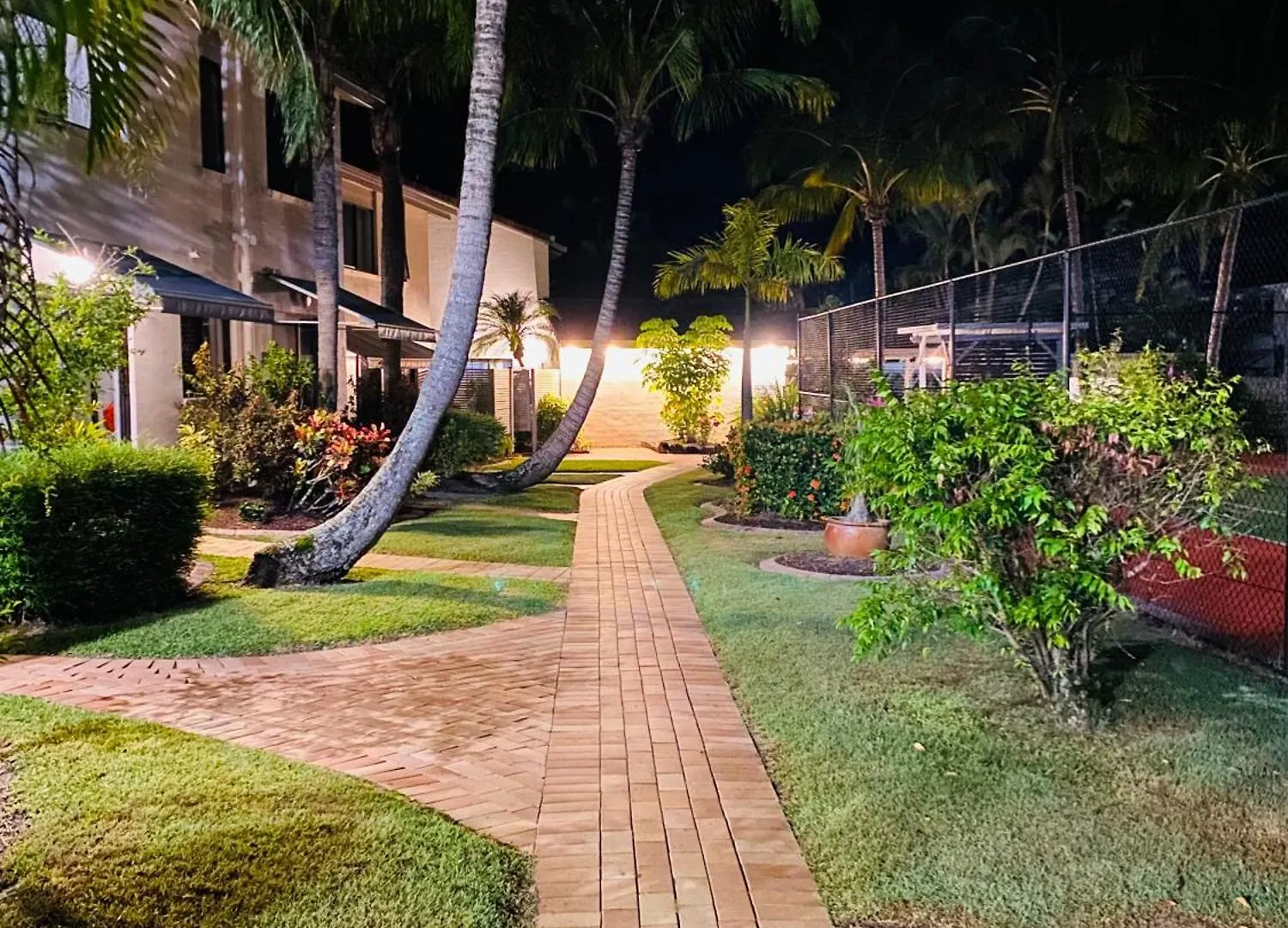 Noosa Sound - 2Brm Townhouse Apartment Noosaville Australia